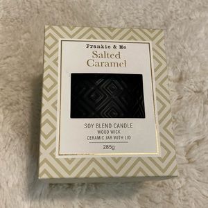 ❤️ Frankie & Me Salted Caramel Soy Blend Wood Wick Ceramic Jar Candle New